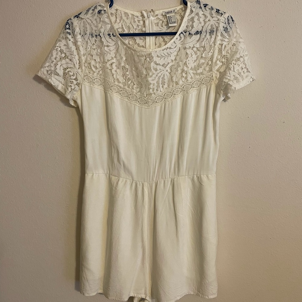 White, lace Forever 21 romper- size small